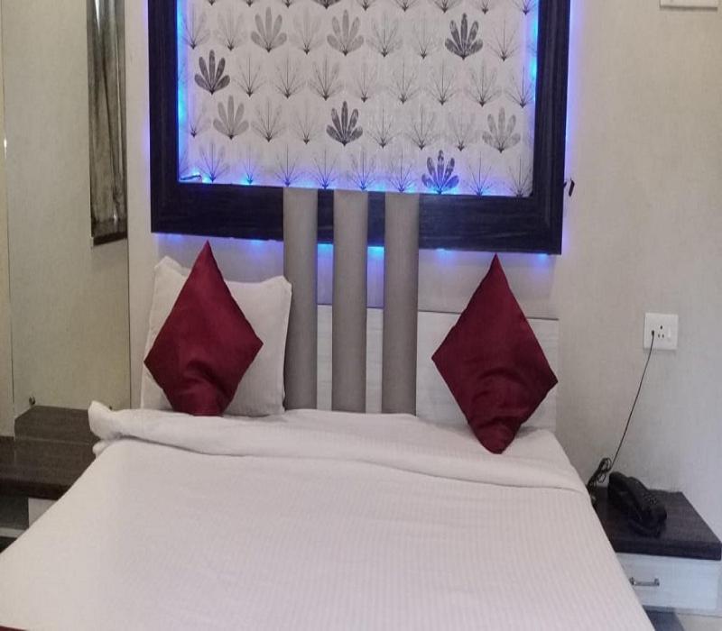Hotel White House 푸네 외부 사진
