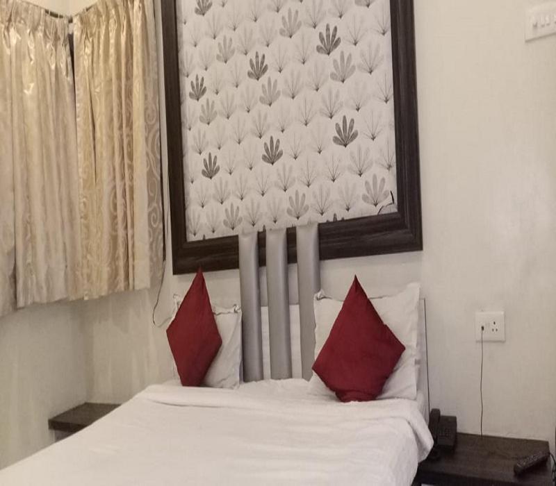 Hotel White House 푸네 외부 사진